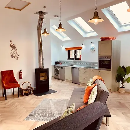 Holiday home Bream Loft, Dog Friendly, Wood Burner, Walking Distance To *